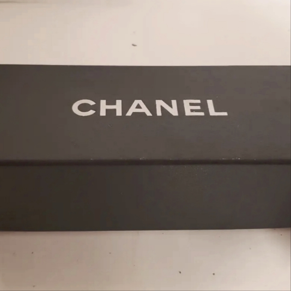 CHANEL SUNGLASS BOX